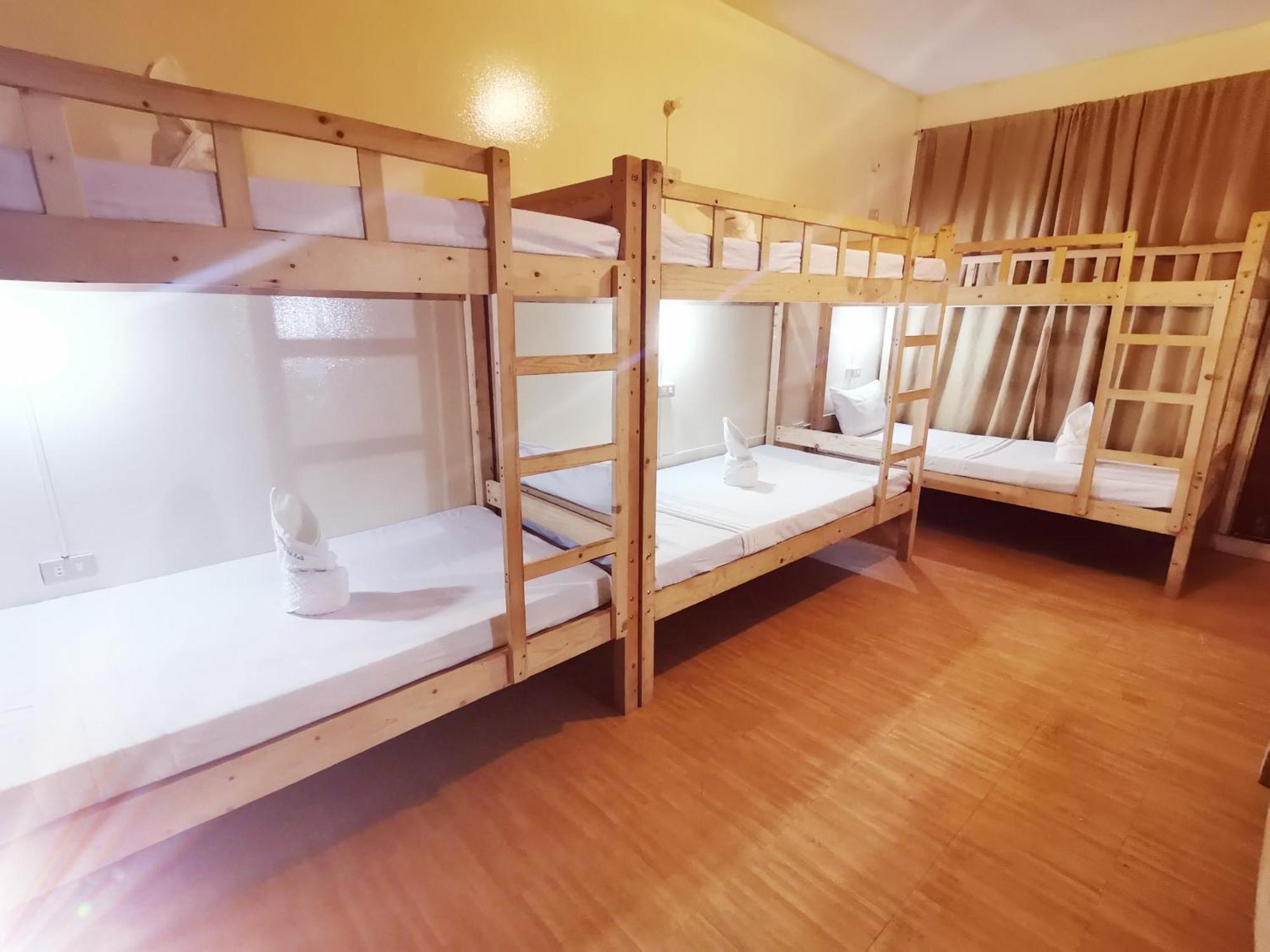 Coron Town Traveller'S Dormitory Luaran gambar